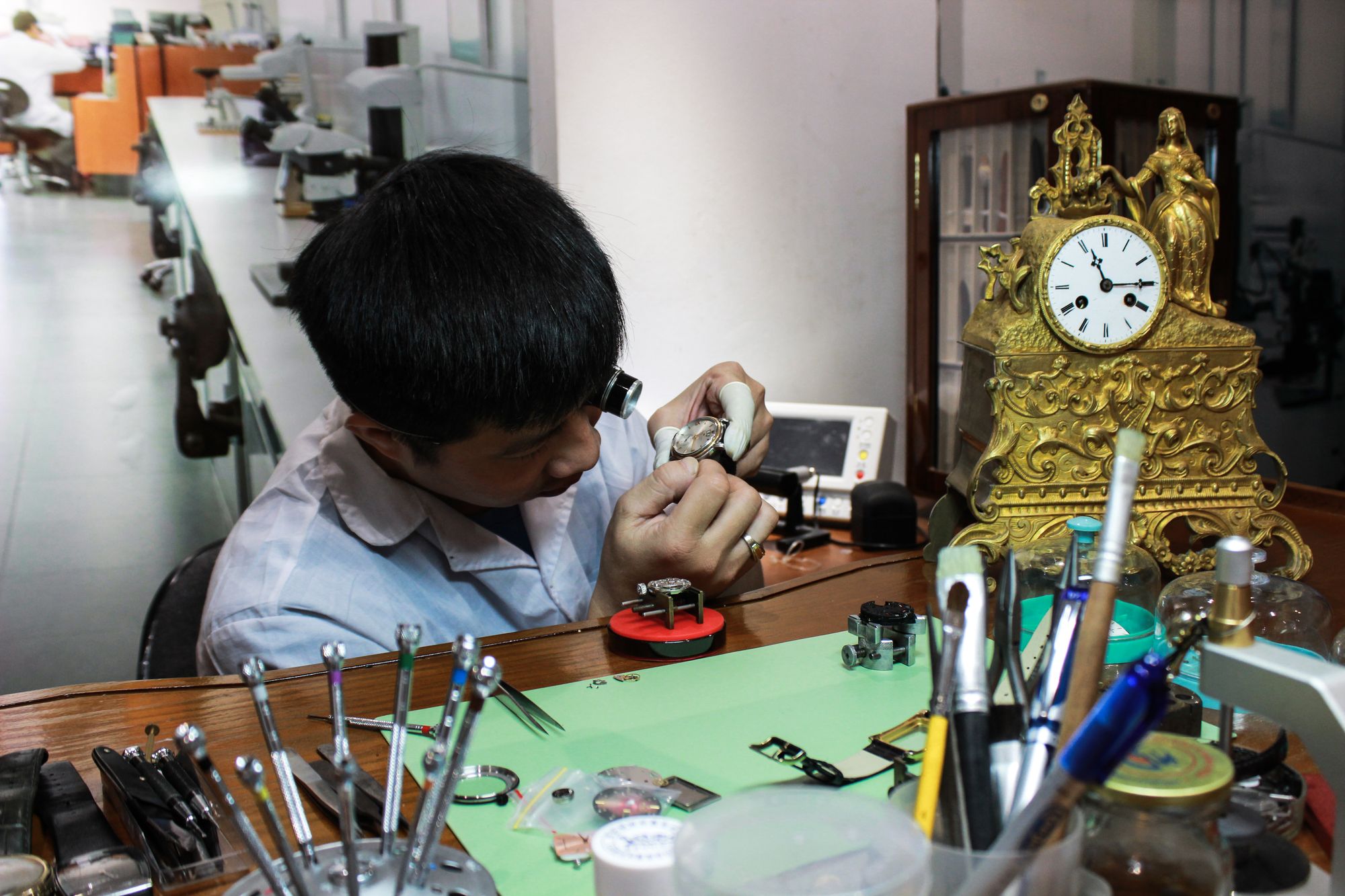 Dịch vụ thay dây đồng hồ 18mm 