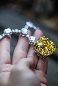 Thu mua đồng hồ hàng hiệu giá cao toàn quốc