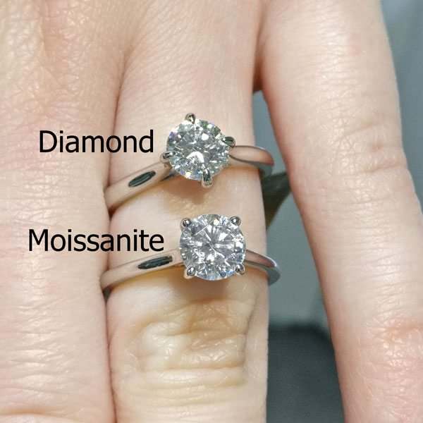 Phân biết kim cương và kim cương Moissanite