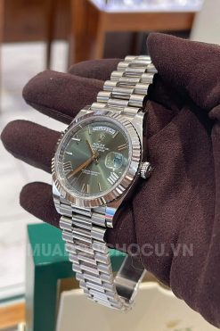 Đồng hồ Rolex 228239 Day-Date 40 Olive Green Roman Dial Fluted Bezel White Gold 4 Đồng hồ Rolex 228239 Day-Date 40 Olive Green Roman Dial Fluted Bezel White Gold