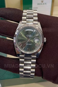 Đồng hồ Rolex 228239 Day-Date 40 Olive Green Roman Dial Fluted Bezel White Gold