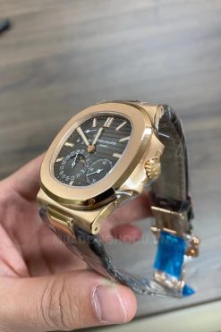Đồng Hồ Patek Philippe Nautilus Moon Phase Rose Gold Watch 5712R-001
