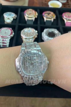 Patek Philippe Nautilus 18K Gold 5711 Automatic Chandelier Diamonds 3 Patek Philippe Nautilus 18K Gold 5711 Automatic Chandelier Diamonds