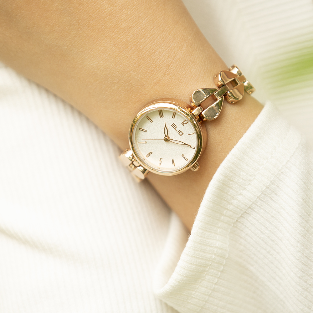 Đồng hồ Elio của nước nào? địa chỉ mua và bảo hành đồng hồ Elio ở đâu?