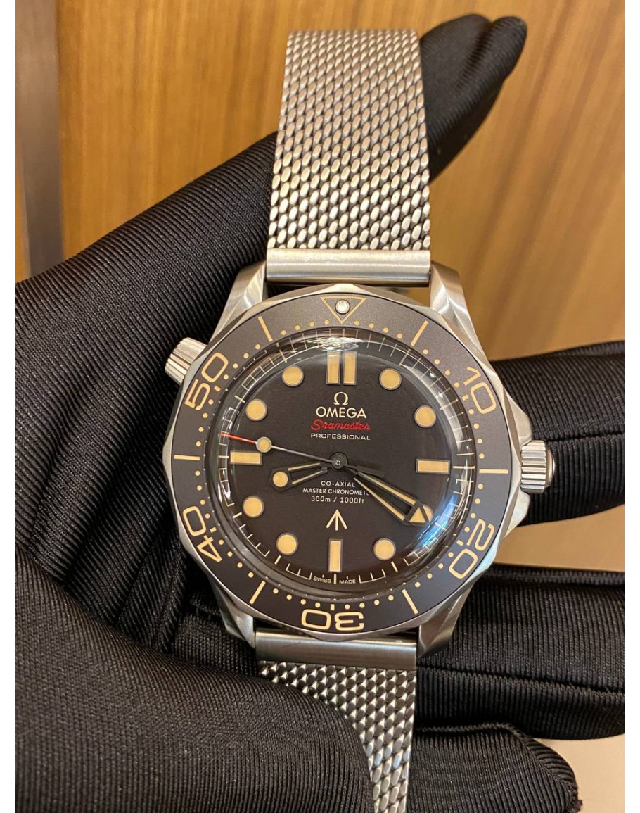 Thu mua đồng hồ Omega cũ chính hãng 2 Thu Mua Dong Ho Omega Cu Chinh Hang3