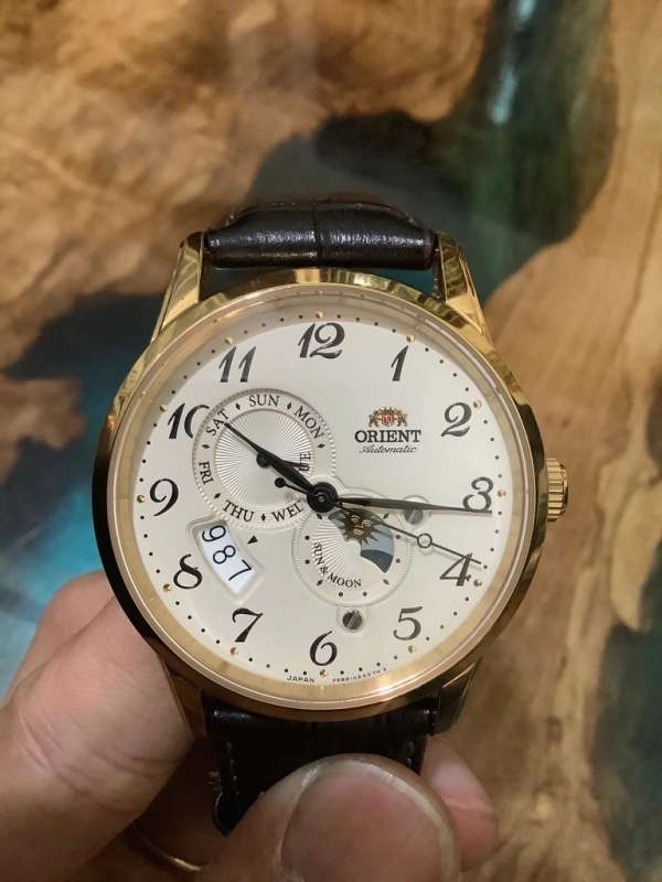 Các tính năng nổi bật của Orient Sun and Moon Gen 4 13 Các tính năng nổi bật của Orient Sun and Moon Gen 4