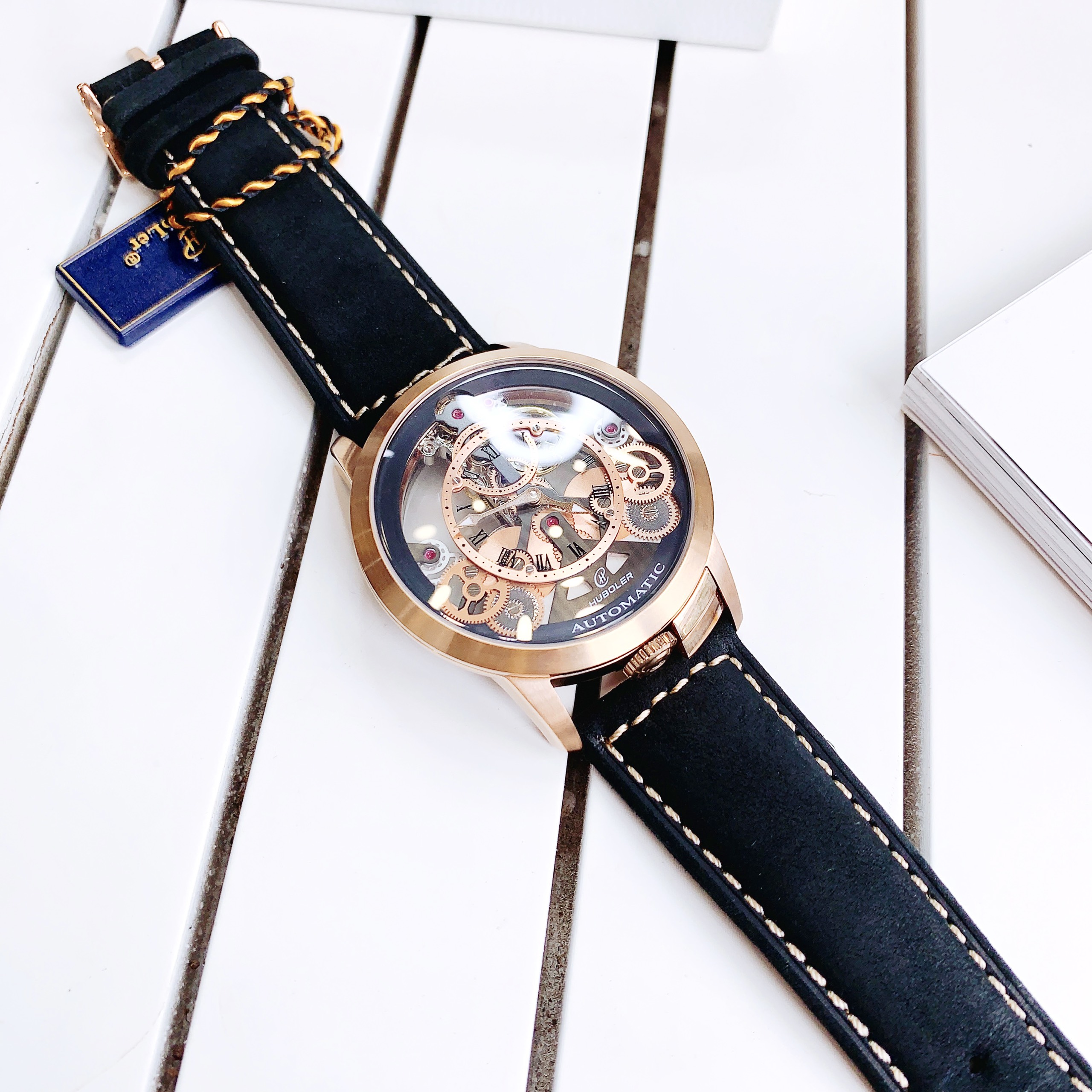 Đồng Hồ Cơ Lộ Máy Skeleton: Tìm Hiểu Chi Tiết 4 Đồng Hồ Cơ Lộ Máy Skeleton: Tìm Hiểu Chi Tiết