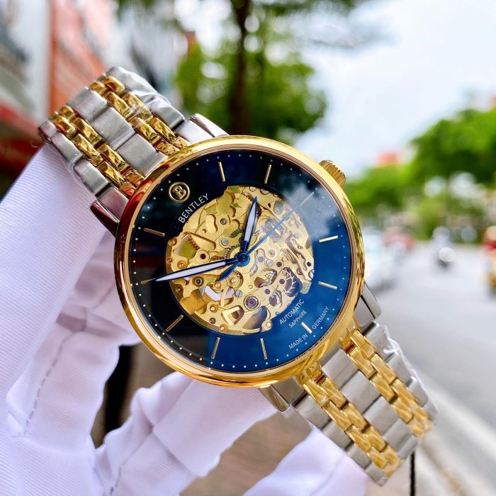 Đồng Hồ Cơ Lộ Máy Skeleton: Tìm Hiểu Chi Tiết 6 Đồng Hồ Cơ Lộ Máy Skeleton: Tìm Hiểu Chi Tiết