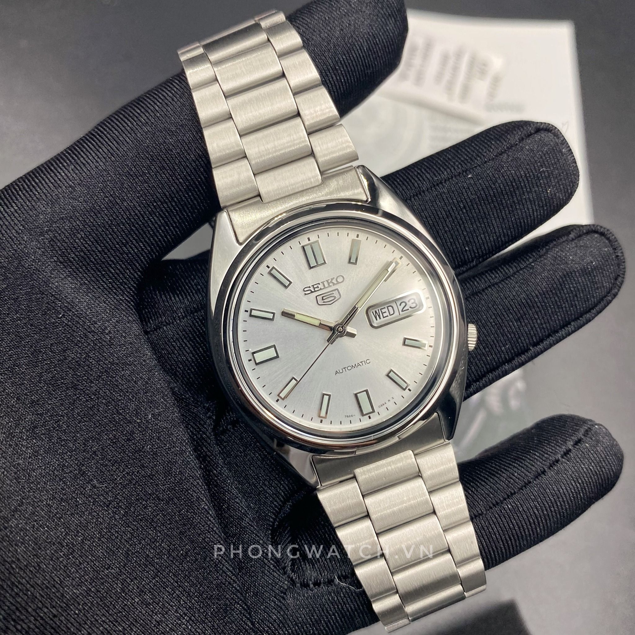 Giá đồng hồ Seiko 5 Automatic: Tổng quan 2 Giá đồng hồ Seiko 5 Automatic: Tổng quan