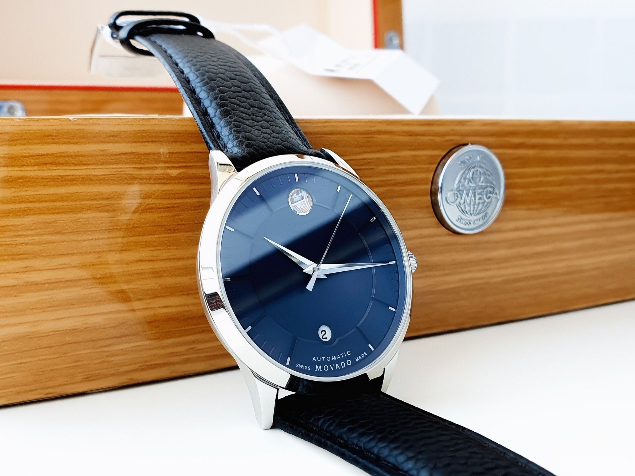 Đồng Hồ Movado 1881 Giá Bảo Nhiều Sức Hấp Dẫn của Thương Hiệu Thời Trang Cao Cấp 9 Đồng Hồ Movado 1881 Giá Bảo Nhiều Sức Hấp Dẫn của Thương Hiệu Thời Trang Cao Cấp