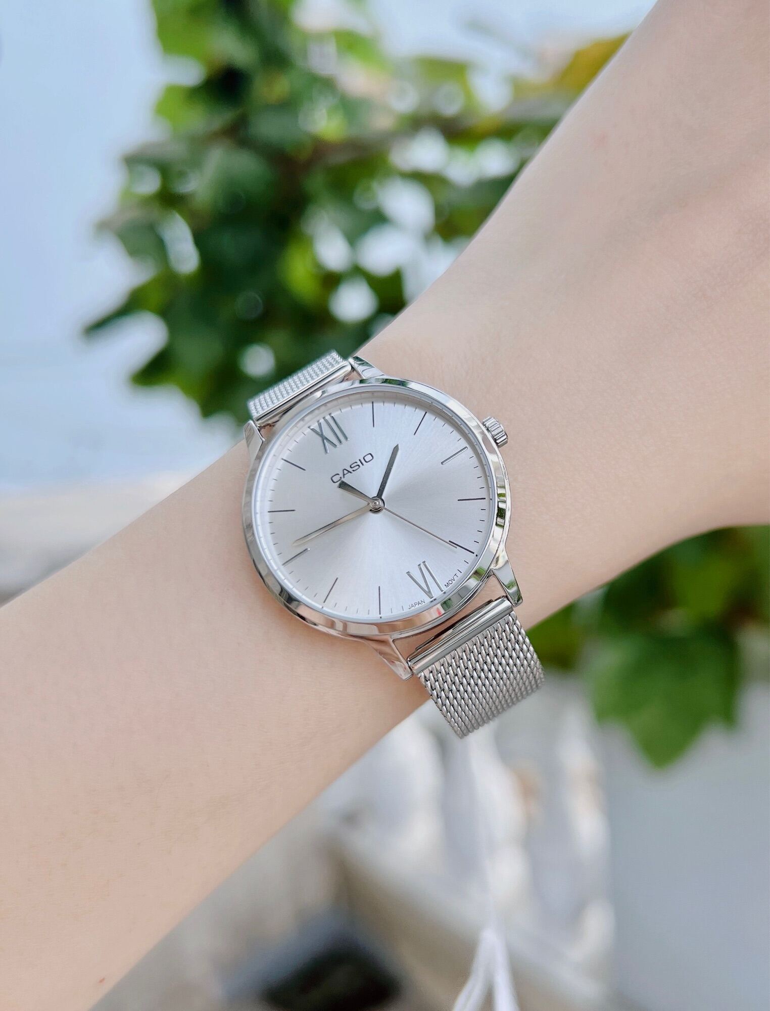 Đồng hồ Casio nữ dây kim loại mặt tròn Sự lựa chọn hoàn hảo cho phong cách thời trang tinh tế