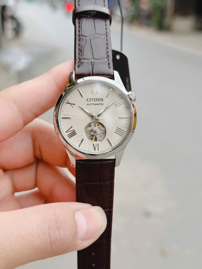Đồng Hồ Citizen Nam Dây Da Sự Lựa Chọn Hoàn Hảo Cho Phái Mạnh