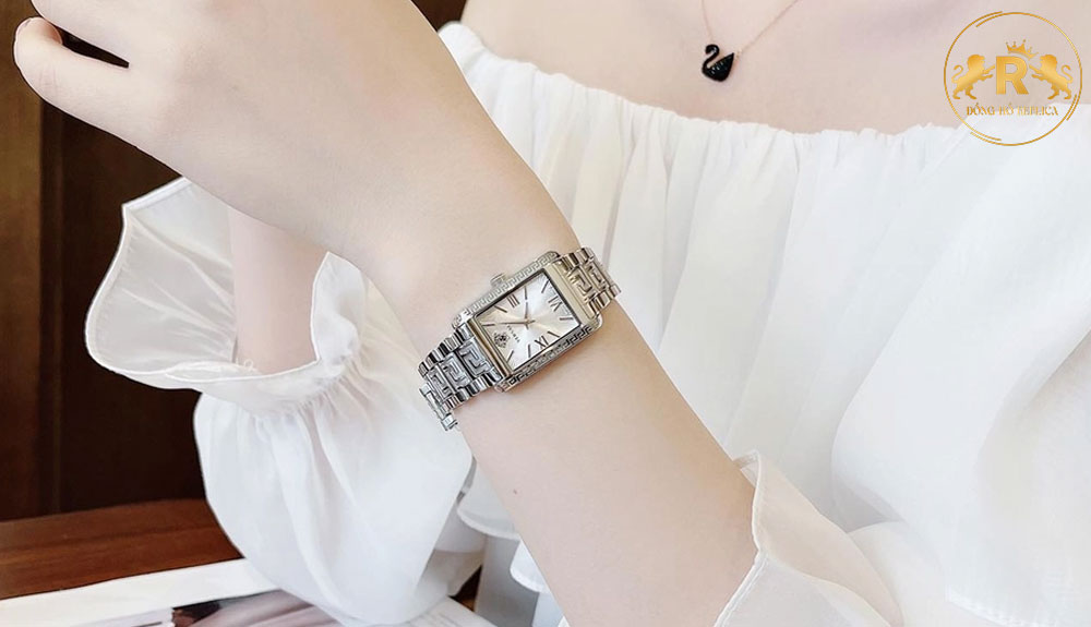 Đồng hồ nữ mặt chữ nhật - Phong cách thanh lịch và đẳng cấp cho phái đẹp hiện đại